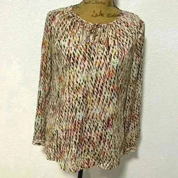 The Limited women’s satin long sleeve printed top size M - Picture 5 of 11